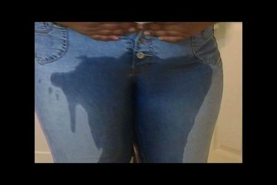 Piss in jeans